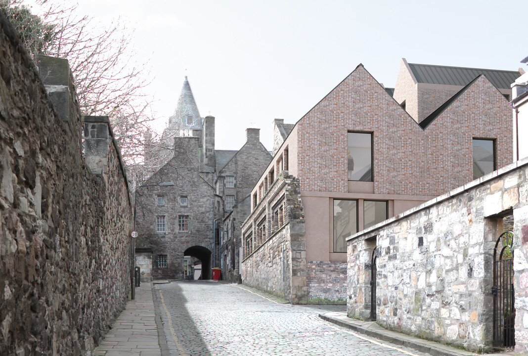 Resized Canongate CGI (1)
